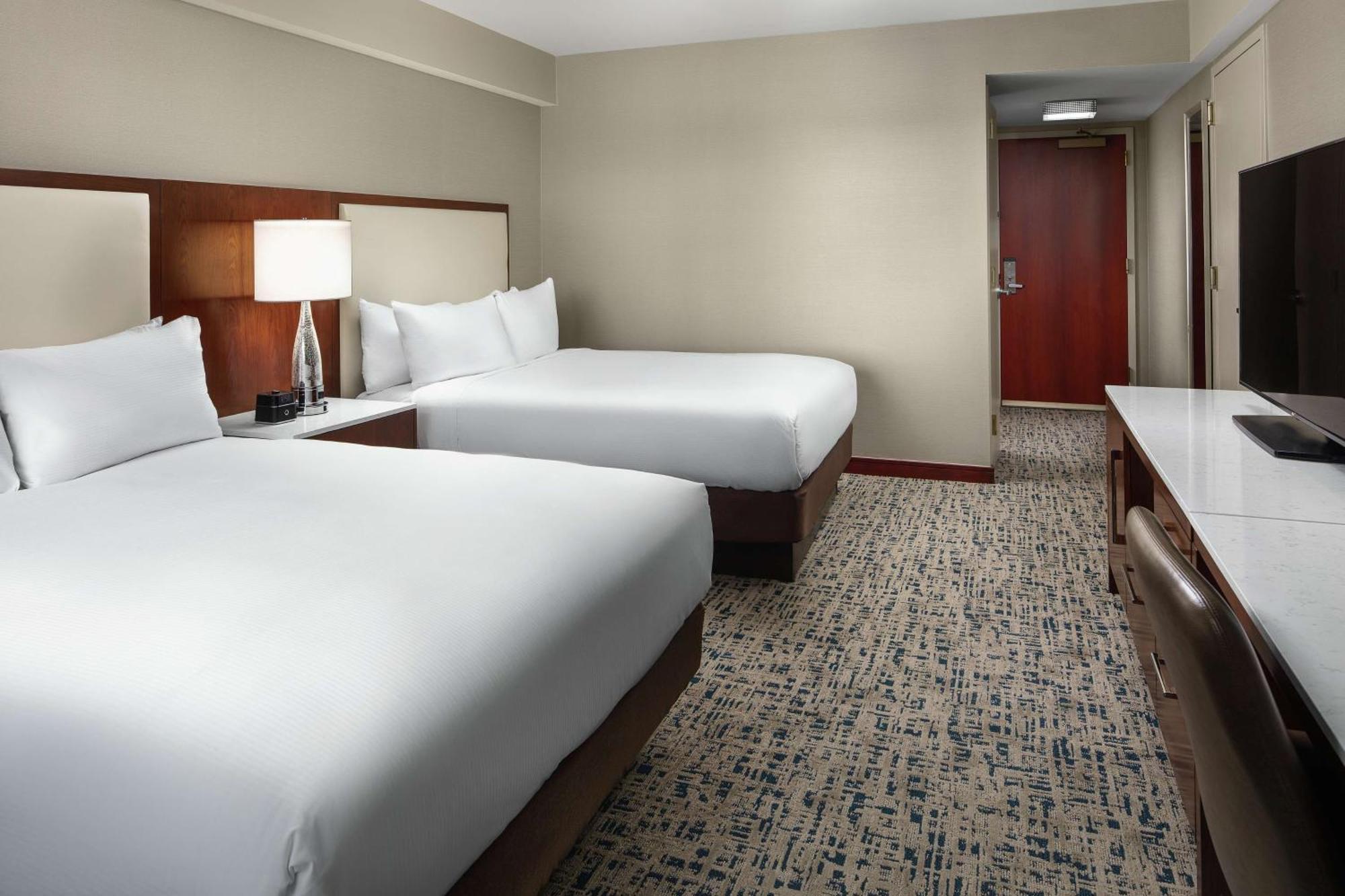 Chambre Affaires avec 2 Lits Queen-Size - Non-Fumeurs
